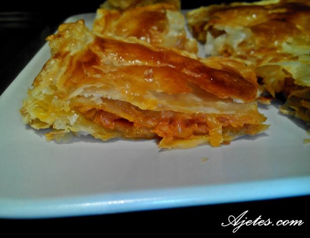 empanada de atún